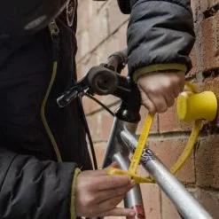 Ancre Noire Pour Vélo Avec Fixation Au Mur Ankr Mini Hiplok -Polisport Soldes ancre noire pour velo avec fixation au mur ankr mini hiplok full 3