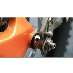 The Robert Axle Project Axe Traversant 12 Mm Pour Remorque Vélo BOB -Polisport Soldes axe traversant 12 mm pour remorque velo bob full 3