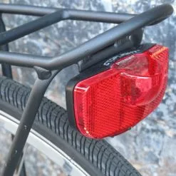 Busch-mueller Feu Vélo Pour Porte Bagage DToplight Permanent -Polisport Soldes feu velo pour porte bagage dtoplight permanent full 3